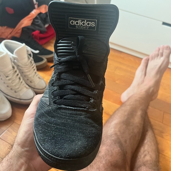 LIKE NEW ADIDAS BUSENITZ - Picture 8 of 9